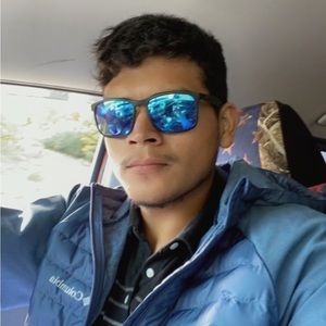 Meet your Posher, Julian